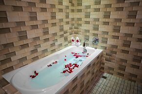 Romantic Angkor Residence