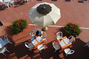 Hotel Embassy Pesaro