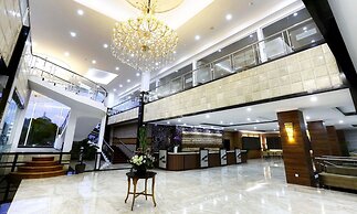 Grand Asrilia Hotel