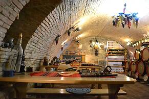 La Teo Pensiune si Pivnita