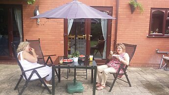 The Cedars House B&B