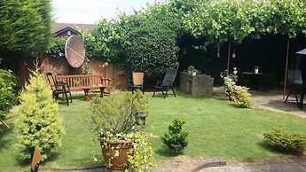The Cedars House B&B