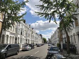 Comfortable Apartment Earls Court