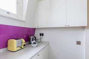 Comfortable Apartment Earls Court