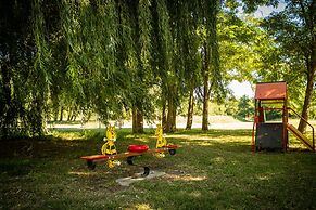 Camping Les Genêts d'Or