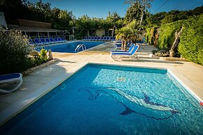 Camping Les Genêts d'Or