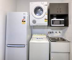 Colonial Motel and Serviced Apartments