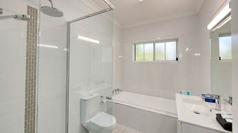 Colonial Motel and Serviced Apartments