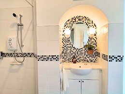 Fernhurst Holiday apartments