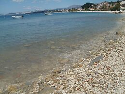 Beach Apartments Toni