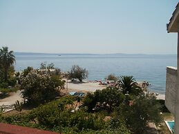 Beach Apartments Toni