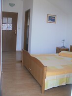 Beach Apartments Toni