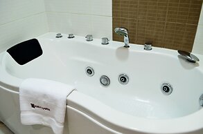 Kiev Tower Hotel Apartments