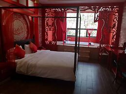 Dreamhouse Theme Hotel