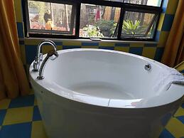 Dreamhouse Theme Hotel