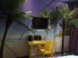 Dreamhouse Theme Hotel