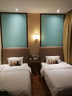 Dreamhouse Theme Hotel