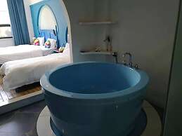 Dreamhouse Theme Hotel