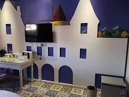 Dreamhouse Theme Hotel