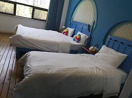 Dreamhouse Theme Hotel