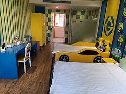 Dreamhouse Theme Hotel