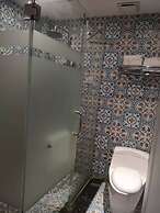 Dreamhouse Theme Hotel