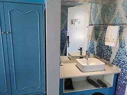 Dreamhouse Theme Hotel