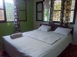 Akogo House