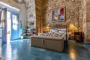 Arabesque Arts & Residency