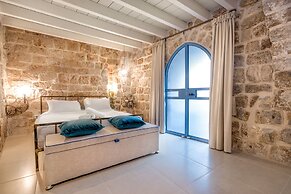 Arabesque Arts & Residency