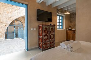 Arabesque Arts & Residency