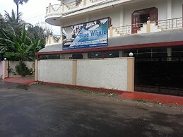 Hotel Blue Whale