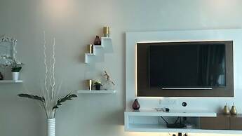 Vogue Suites One by Joe