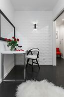 New Wave Apartment Glam