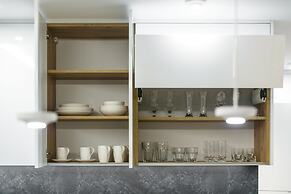 New Wave Apartment Glam