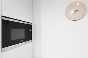 New Wave Apartment Glam