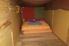 Asian Guesthouse Border - Hostel