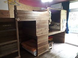 Asian Guesthouse Border - Hostel