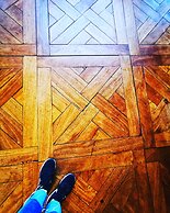 The House With No Nails
