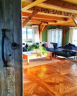 The House With No Nails