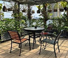 LCS Hotel & Apartment