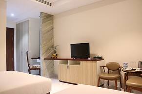 LCS Hotel & Apartment