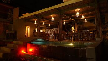 The Inn by Sunsethouse