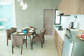 One Amerin Mall & Suites