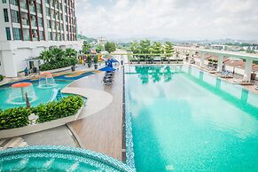 One Amerin Mall & Suites