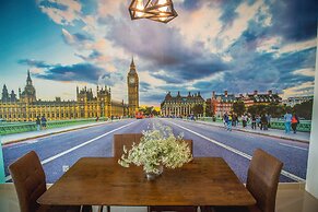 One Amerin Mall & Suites