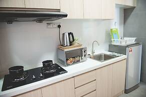 One Amerin Mall & Suites