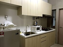 One Amerin Mall & Suites