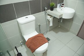 One Amerin Mall & Suites