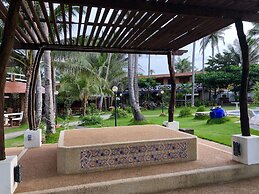 Punta Riviera Resort
